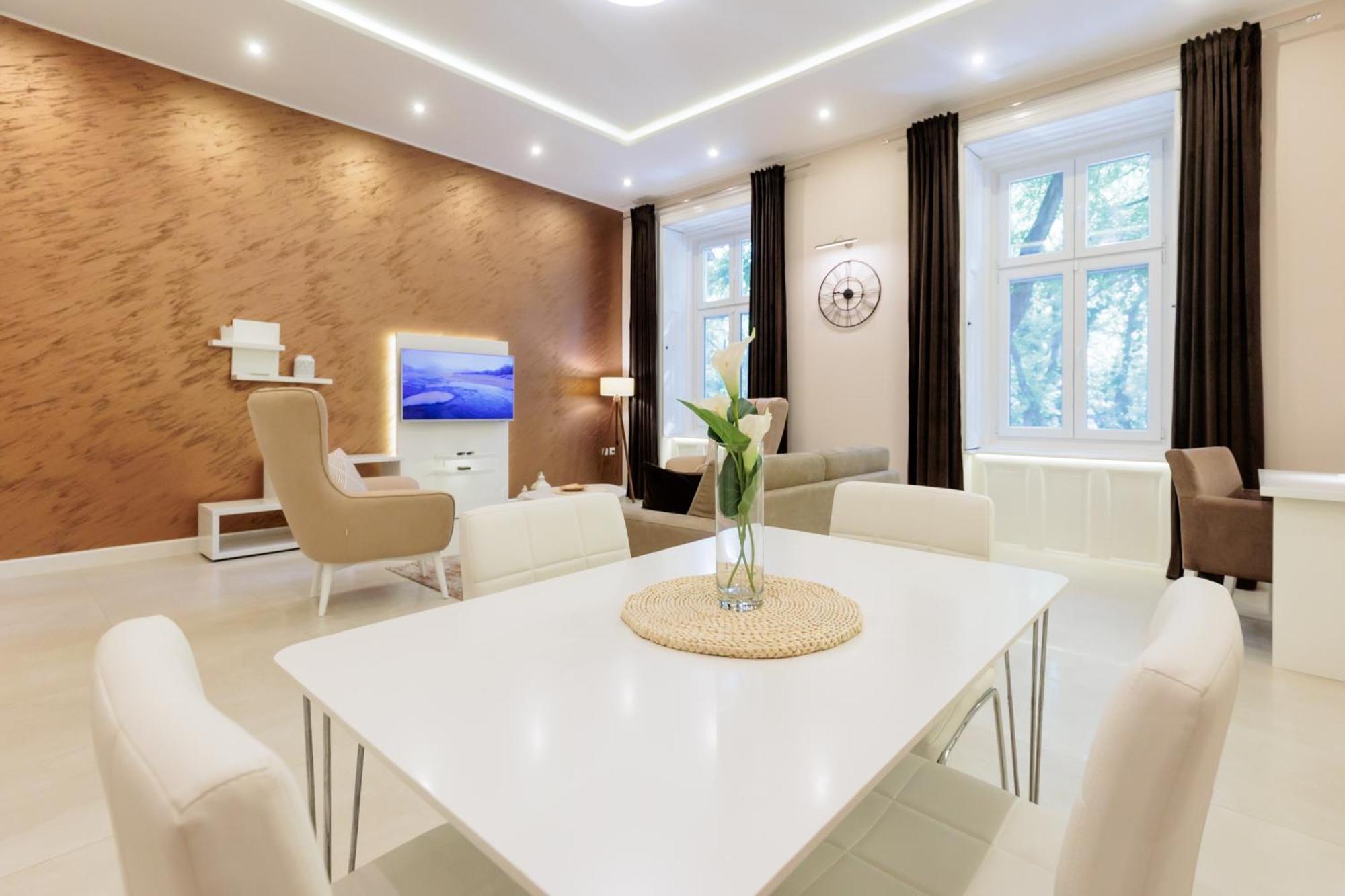 Apartman Mirakul Суботица Екстериор снимка