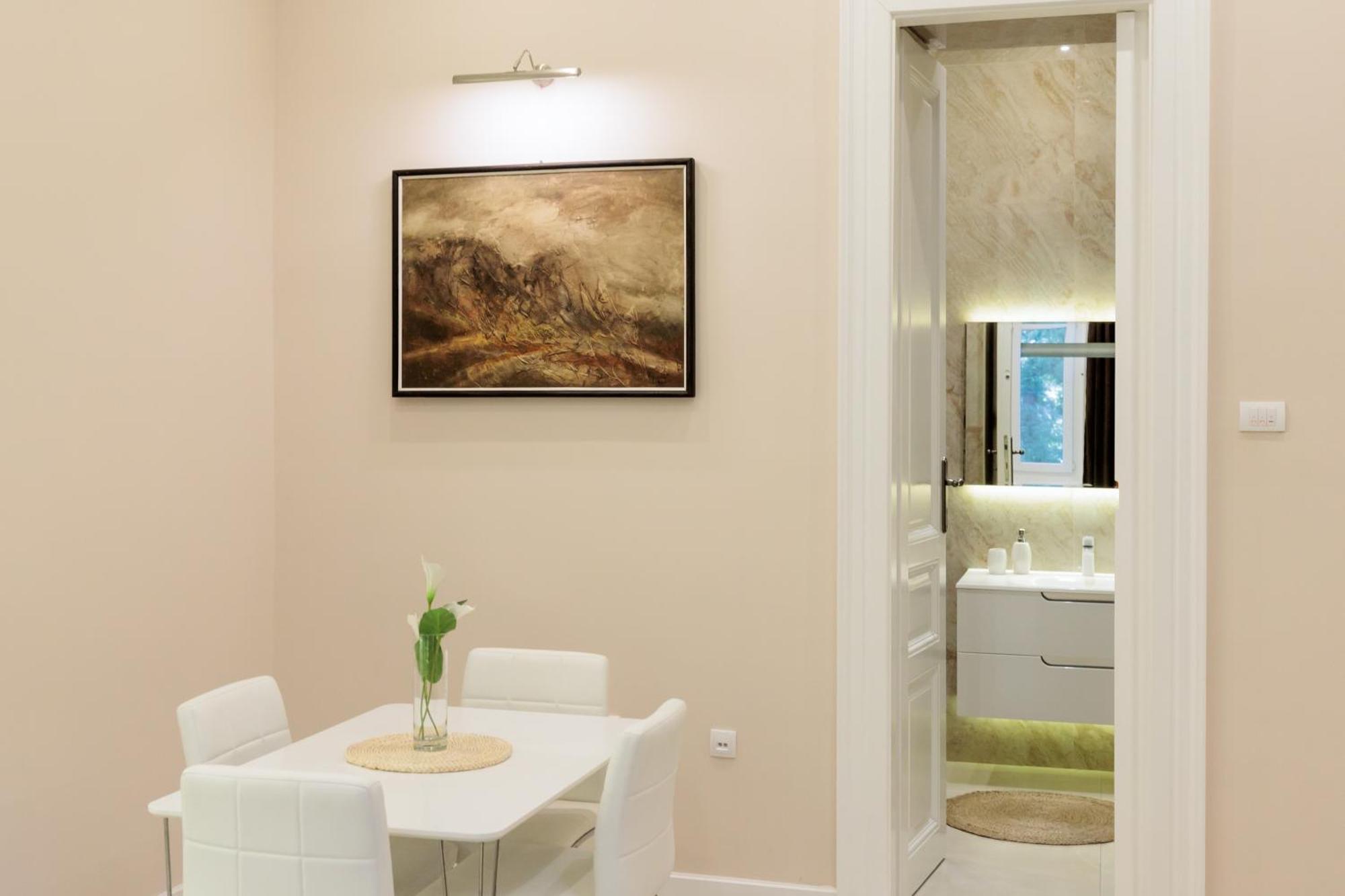 Apartman Mirakul Суботица Екстериор снимка